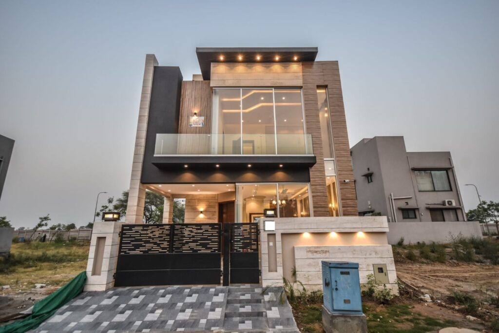 20 Best Front Elevation Designs For 5 Marla House (5)